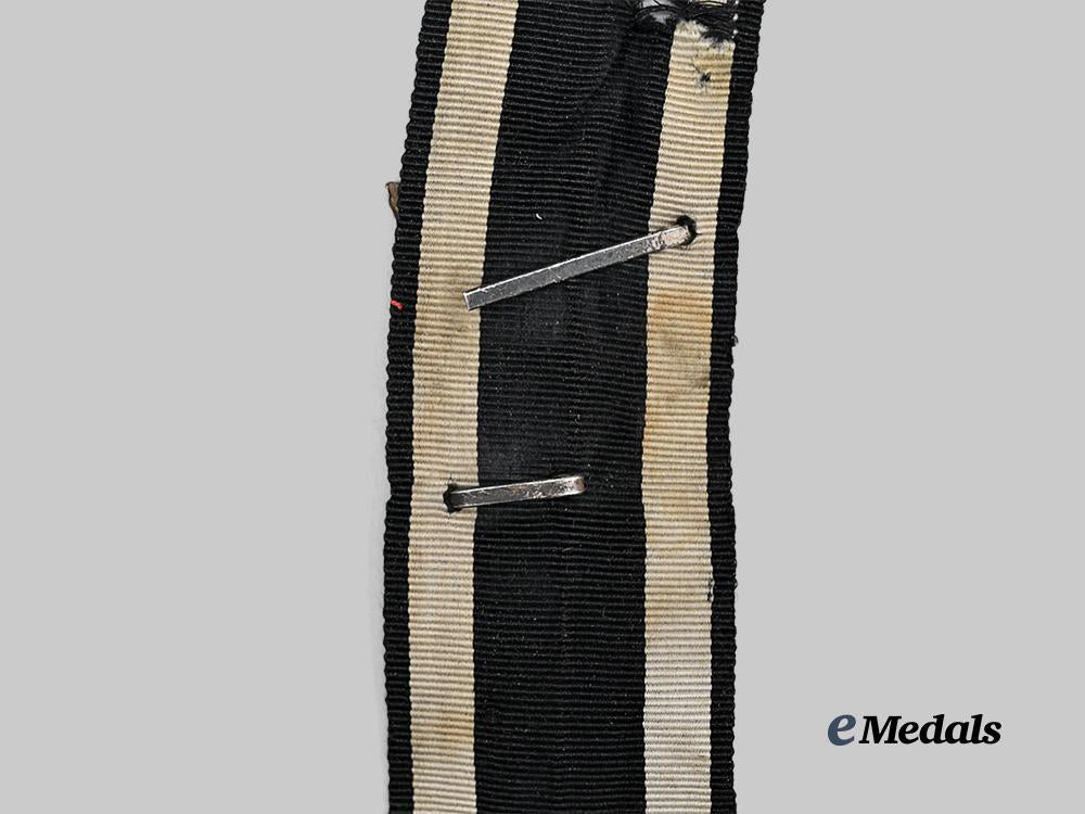germany,_wehrmacht._a1939_clasp_to_the_iron_cross_i_i_class,_type_a,_by_b._h._mayer_e_medals__g63041_5