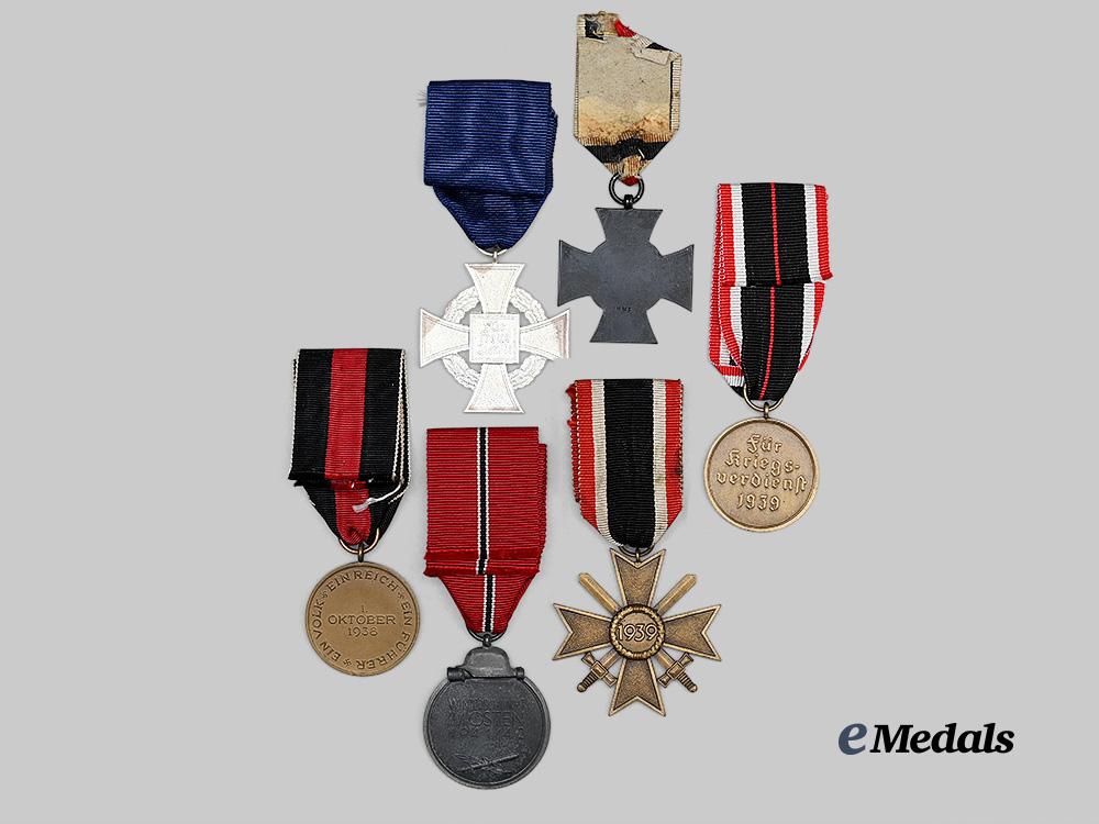 germany,_third_reich._a_mixed_lot_of_awards_for_military_and_civil_service_e_medals__g63060_5