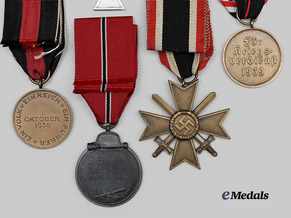 germany,_third_reich._a_mixed_lot_of_awards_for_military_and_civil_service_e_medals__g63060_6