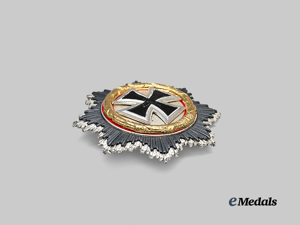 germany,_federal_republic._a_german_cross_in_gold,1957_version_with_case_e_medals__g63072_6