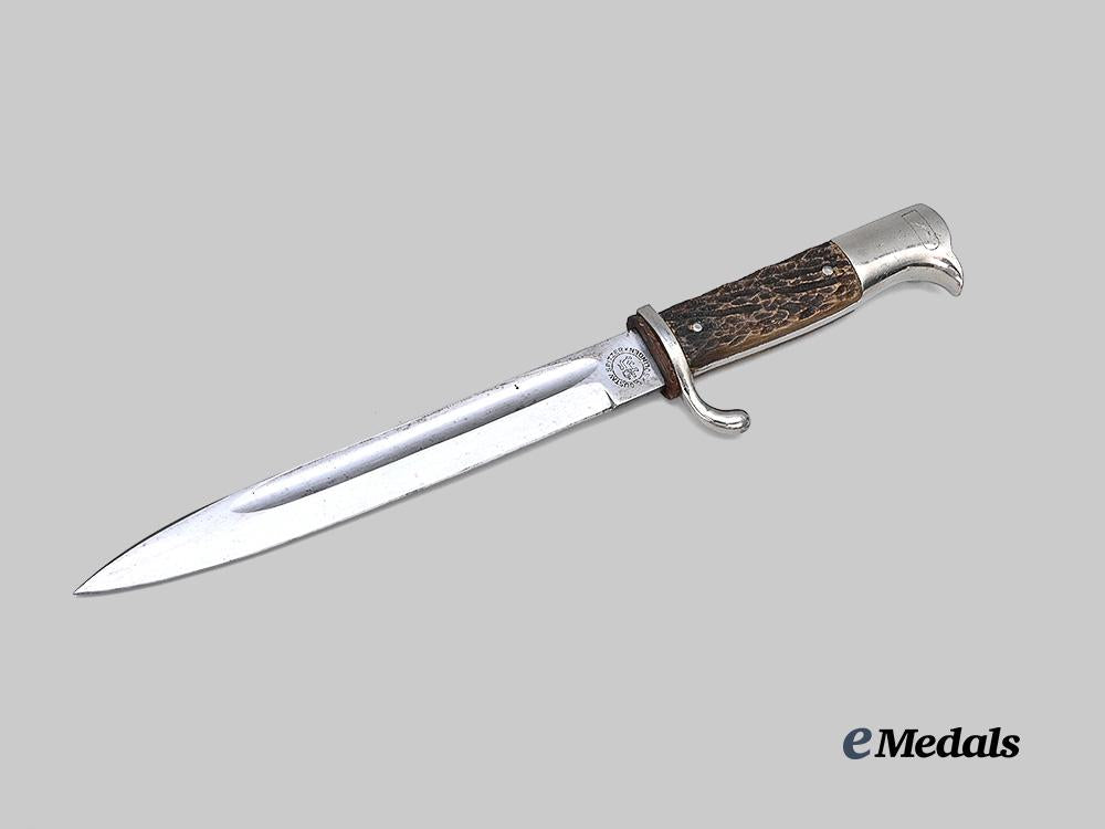 germany,_heer._a_dress_bayonet,_staghorn_grip_version,_by_gustav_spitzer_e_medals__g63081_5