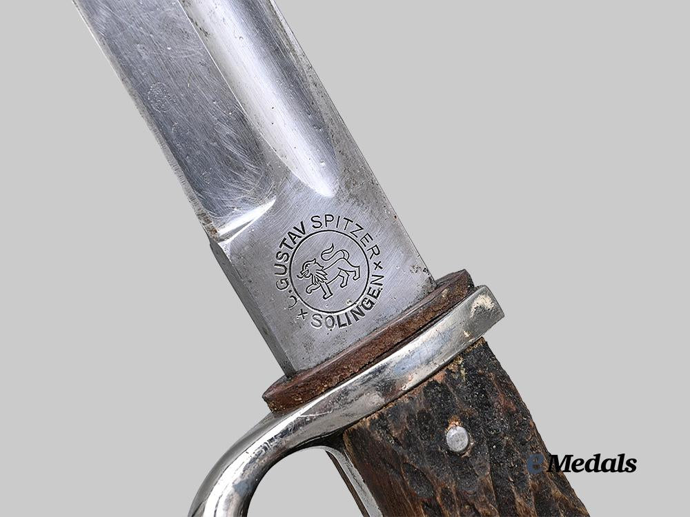 germany,_heer._a_dress_bayonet,_staghorn_grip_version,_by_gustav_spitzer_e_medals__g63081_9