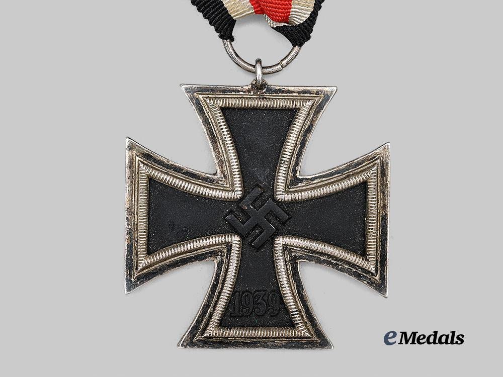 germany,_heer._a1939_iron_cross_i_i_class,_with_award_document_to_stabsfeldwebel_karl_kolar_e_medals__g63098_3