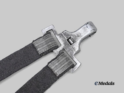 germany,_d_d_r._an_army_officer’s_dagger_hanger_e_medals__g63099_5