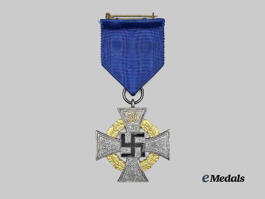 germany,_third_reich._a_civil_service_long_service_award,_special_grade_for50_years_e_medals__g63103_2