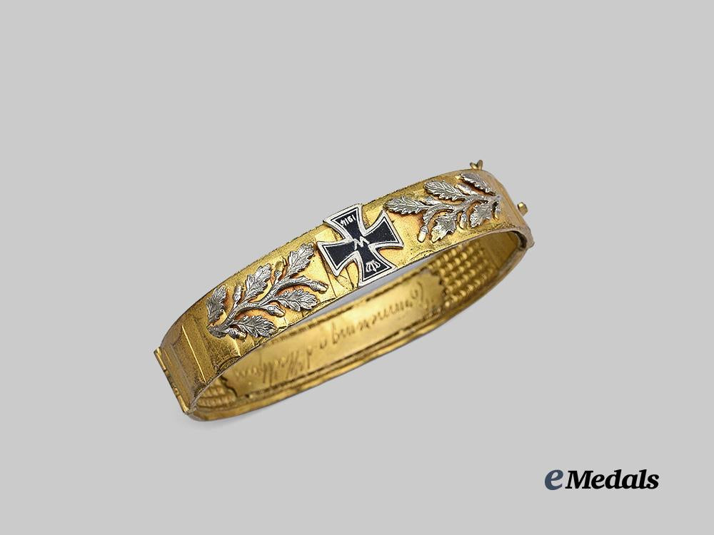 germany,_imperial._a_first_world_war_patriotic_bracelet_e_medals__g63104_2