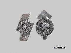 Germany, HJ. A Pair of Proficiency Badges, DJ and HJ Issue