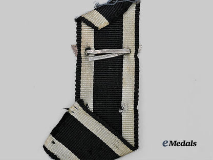 germany,_wehrmacht._a1939_clasp_to_the_iron_cross_i_i_class,_by_ziemer&_söhne_e_medals__g63106_5