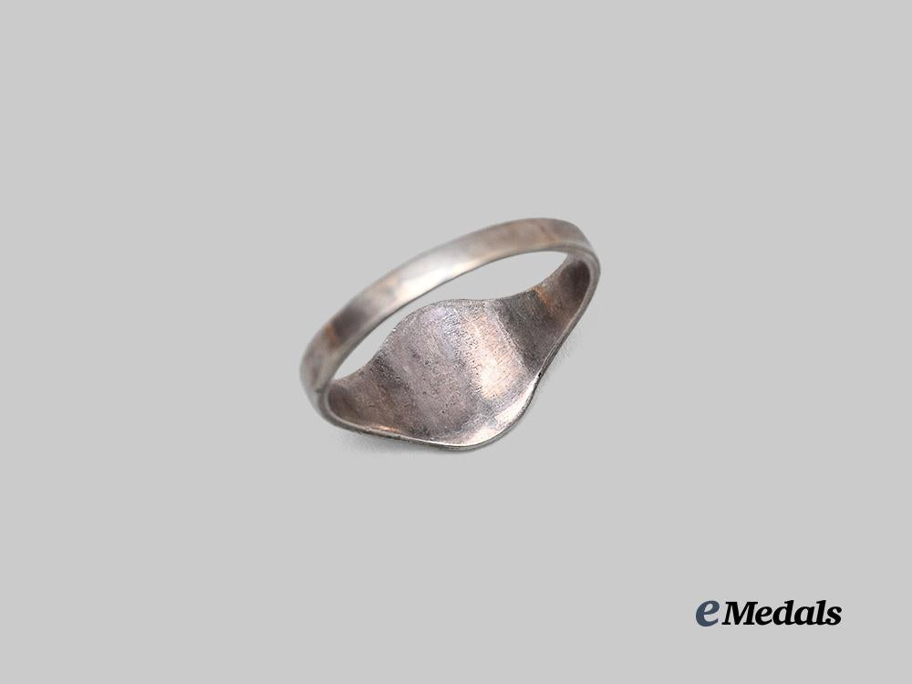 germany,_imperial._a_first_world_war_patriotic_ring_in_silver_e_medals__g63118_6
