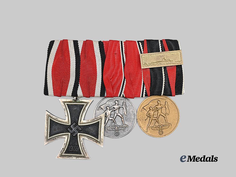 germany,_wehrmacht._a_medal_bar_for_combat_and_occupation_service_e_medals__g63121_2