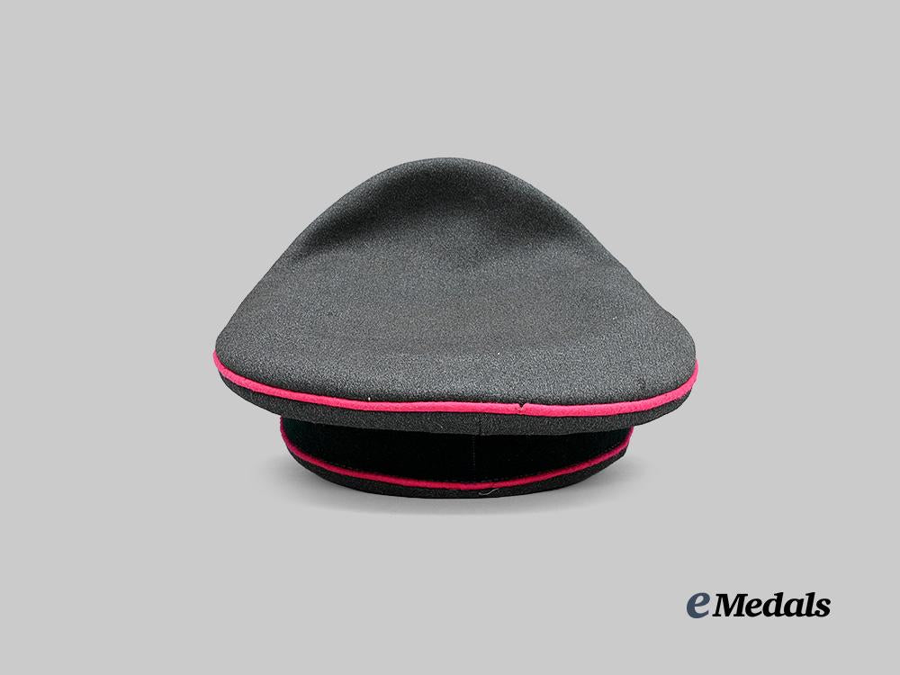 germany,_heer._a_panzer_troops_visor_cap_for_officer_ranks,_by_litto-_mütze_e_medals__g63127_5