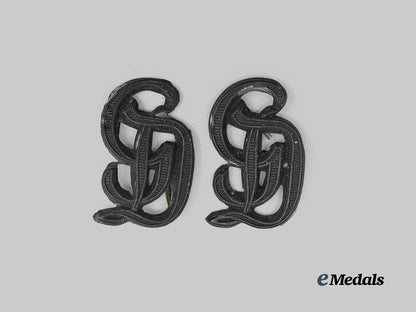germany,_heer._a_set_of_panzergrenadier_division_großdeutschland_shoulder_board_cyphers_e_medals__g63133_2