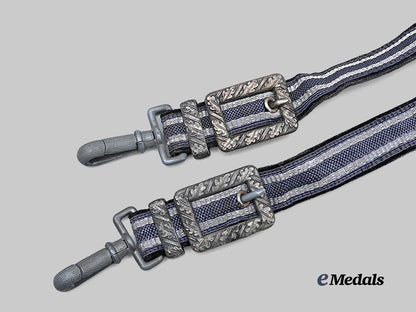 germany,_luftwaffe._an_officer’s_dagger_hanger_e_medals__g63142_3
