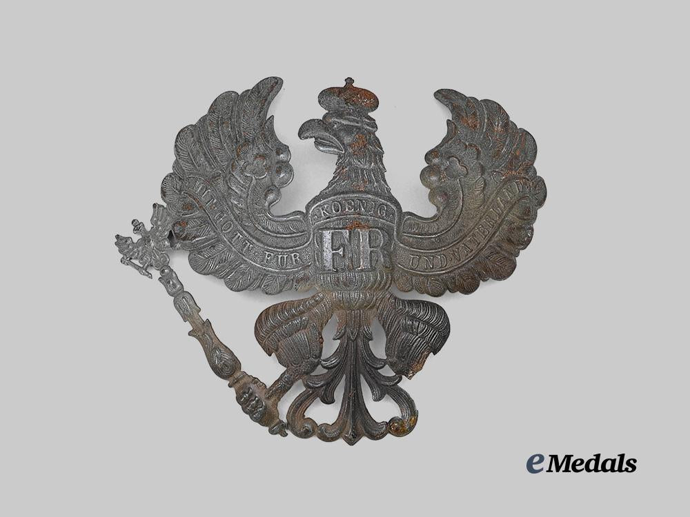 germany,_imperial._an_m1915_pickelhaube_plate_e_medals__g63152_2