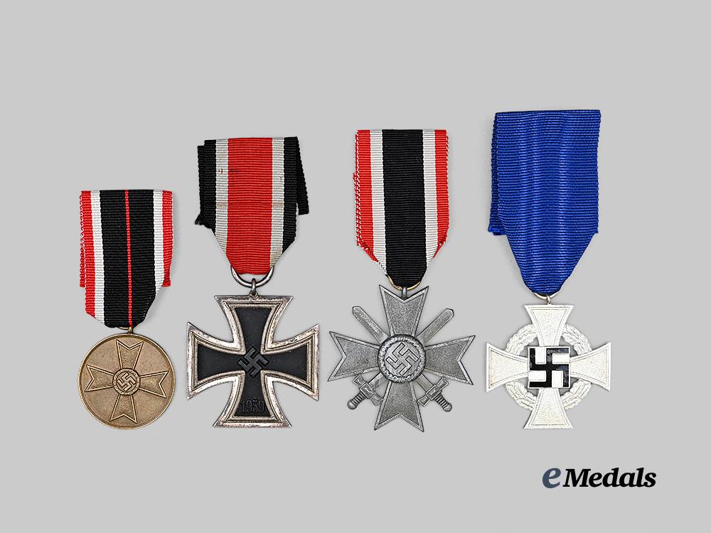 germany,_third_reich._a_mixed_lot_of_awards_for_military_and_civil_service_e_medals__g63181_2