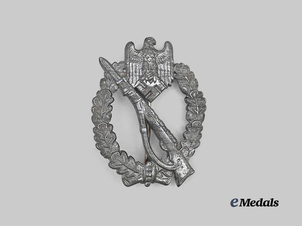 germany,_wehrmacht._an_infantry_assault_badge,_silver_grade,_unknown_maker_variant_e_medals__g63195_2