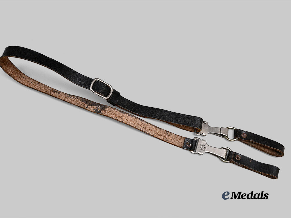 germany,_n_s_d_a_p._a_cross_strap_for_political_leaders_and_party_personnel,_r_z_m-_marked_e_medals__g63206_3