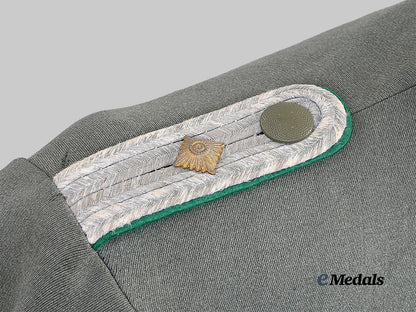 germany,_heer._a_service_tunic_for_a_decorated_jäger_oberleutnant_e_medals__g63223_11