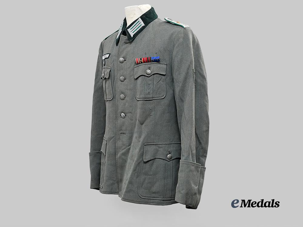 germany,_heer._a_service_tunic_for_a_decorated_jäger_oberleutnant_e_medals__g63223_4