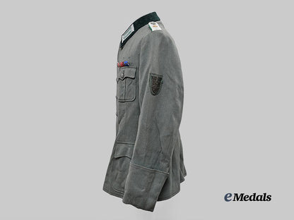 germany,_heer._a_service_tunic_for_a_decorated_jäger_oberleutnant_e_medals__g63223_5