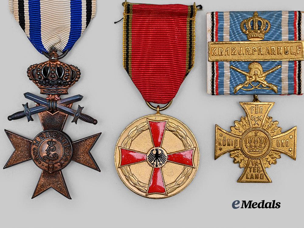 germany,_imperial;_federal_republic._a_mixed_lot_of_cased_awards_e_medals__g63227_6