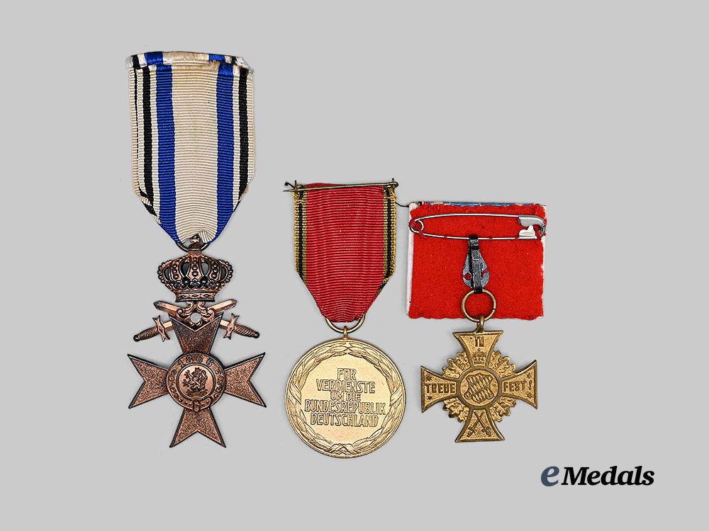 germany,_imperial;_federal_republic._a_mixed_lot_of_cased_awards_e_medals__g63227_7