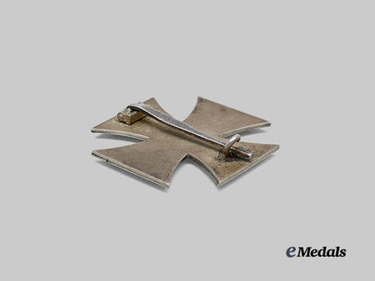 germany,_wehrmacht._a1939_iron_cross_i_class,_by_klein&_quenzer_e_medals__g63247_4