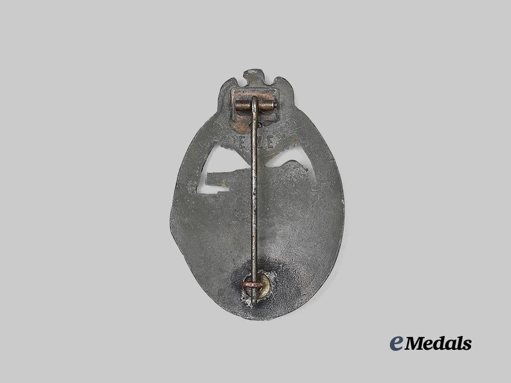 germany,_wehrmacht._a_panzer_assault_badge,_bronze_grade,_refurbished_example_by_edelmetallwerke_list&_hertl_e_medals__g63259_3