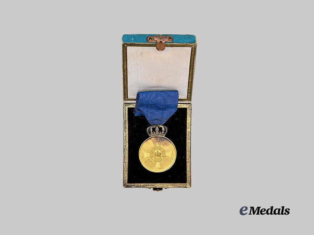 prussia,_kingdom._a_medal_of_the_order_of_the_crown,_with_case_e_medals__g63267_3