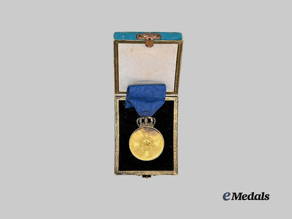 prussia,_kingdom._a_medal_of_the_order_of_the_crown,_with_case_e_medals__g63267_3