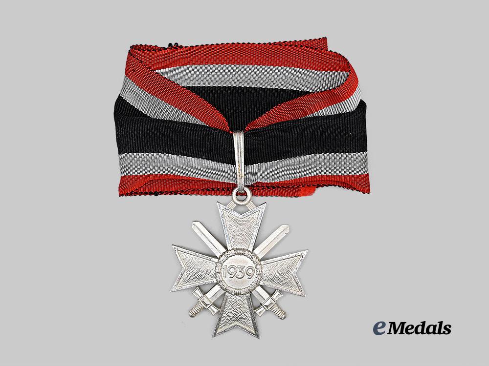 germany,_federal_republic._a_knight’s_cross_of_the_war_merit_cross,_exhibition_example,_c.1960_e_medals__g63280_2