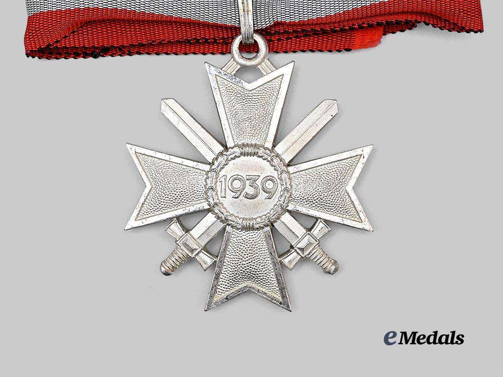 germany,_federal_republic._a_knight’s_cross_of_the_war_merit_cross,_exhibition_example,_c.1960_e_medals__g63280_3