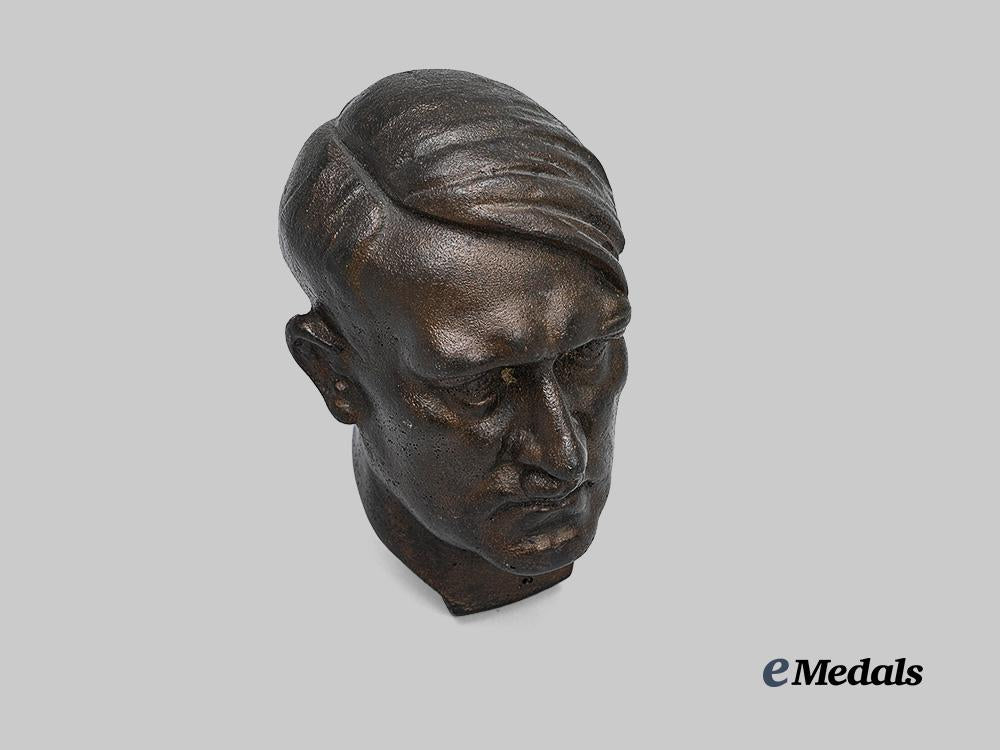 germany,_third_reich._an_a_h_bust_e_medals__g63283_3