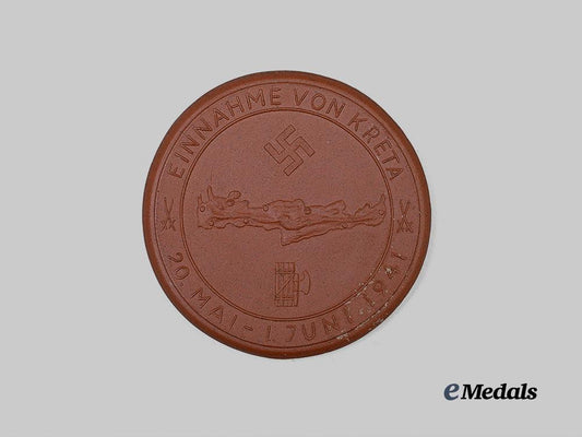 germany,_luftwaffe._a1941_battle_of_crete_fallschirmjäger_commemorative_medallion,_by_meissen_porcelain_e_medals__g63296_3