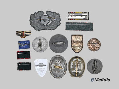 germany,_third_reich._mixed_lot_of_badges,_insignia,_and_ribbon_bars_e_medals__g63299_3