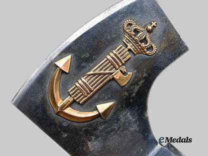 italy,_kingdom._a_rare_and_superb_commemorative_fasces_to_the_duke_of_genoa_from_the_crew_of_the_cruiser_fiume_e_medals__g63314_20