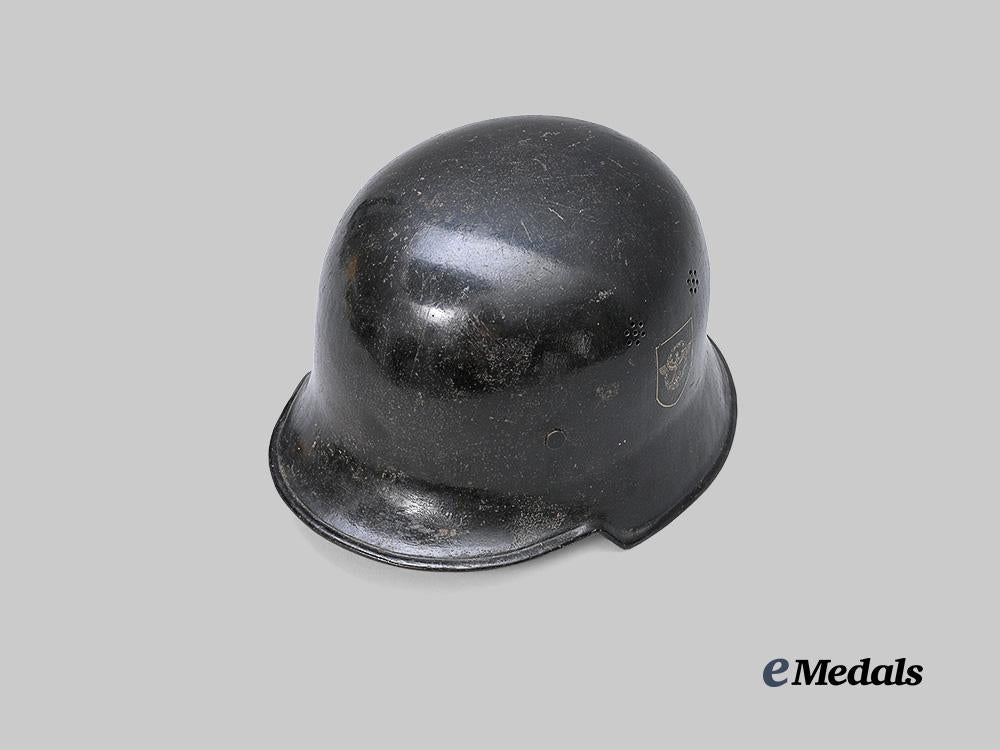 germany,_ordnungspolizei._a_fire_police_m34_stahlhelm,_double_decal_version,_by_eisenhüttenwerke_thale_e_medals__g63314_4