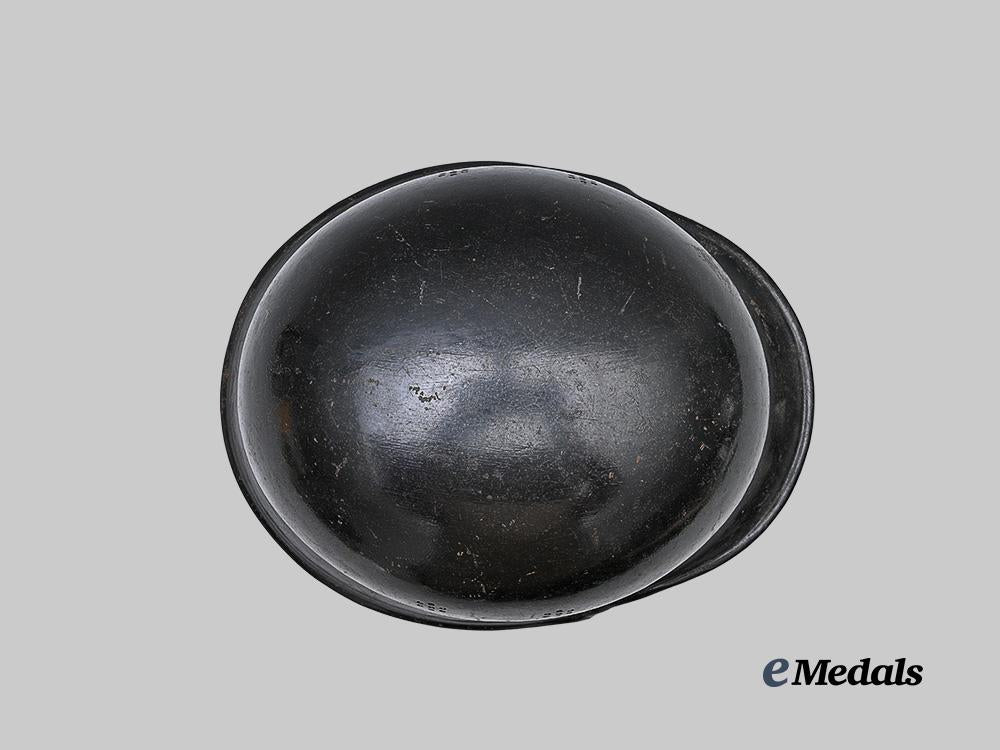 germany,_ordnungspolizei._a_fire_police_m34_stahlhelm,_double_decal_version,_by_eisenhüttenwerke_thale_e_medals__g63314_8