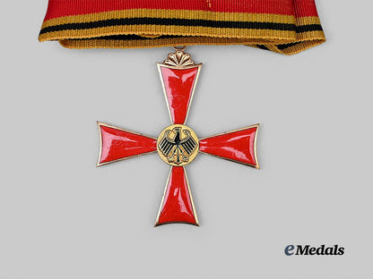 germany,_federal_republic._an_order_of_merit,_grand_cross_and_star_set,_by_steinhauer&_lück_e_medals__g63320_7