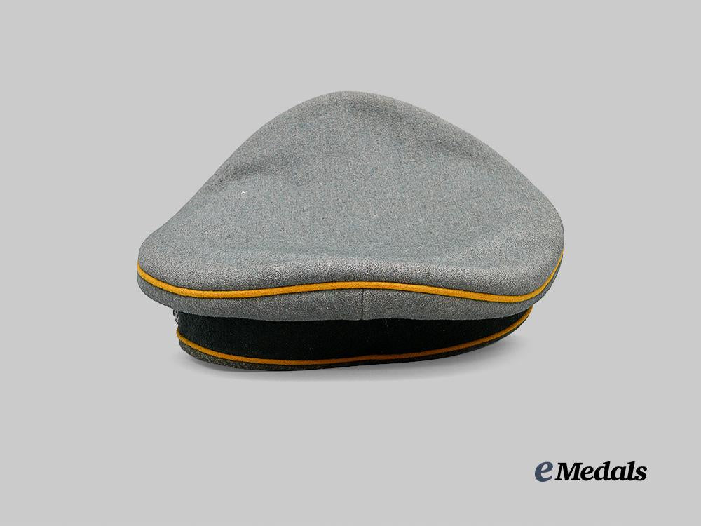 germany,_heer._a_cavalry/_armoured_reconnaissance_officer’s_visor_cap,_by_clemens_wagner_e_medals__g63321_7
