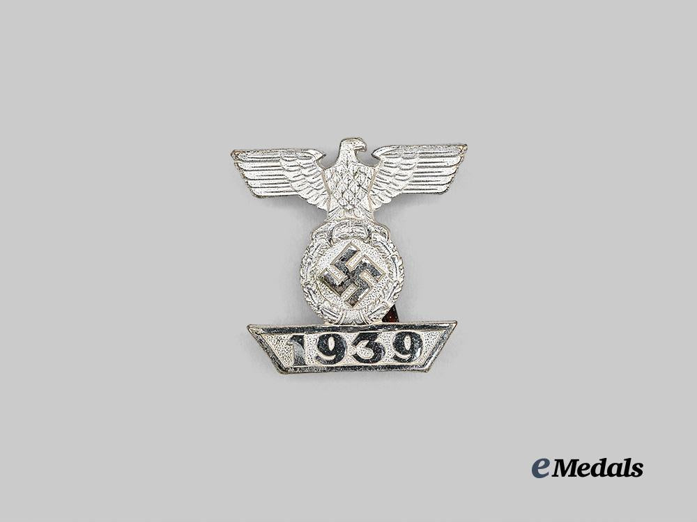 germany,_wehrmacht._a1939_clasp_to_the_iron_cross_i_i_class,_two-_prong_miniature_version,_by_wilhelm_deumer_e_medals__g63334_2