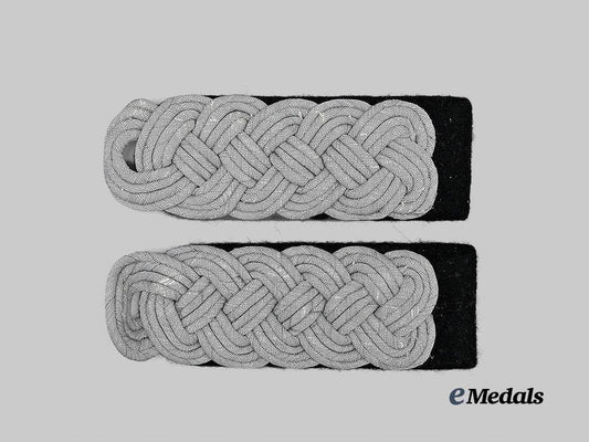 germany,_heer._a_set_of_combat_engineer_shoulder_boards_for_a_major_e_medals__g63343_2