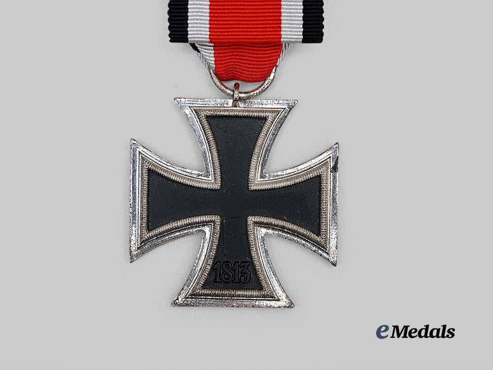 germany,_luftwaffe._an1939_iron_cross_i_i_class,_with8_may1945_document,_to_stabsgefreiter_fritz_demtröder_e_medals__g63369_8