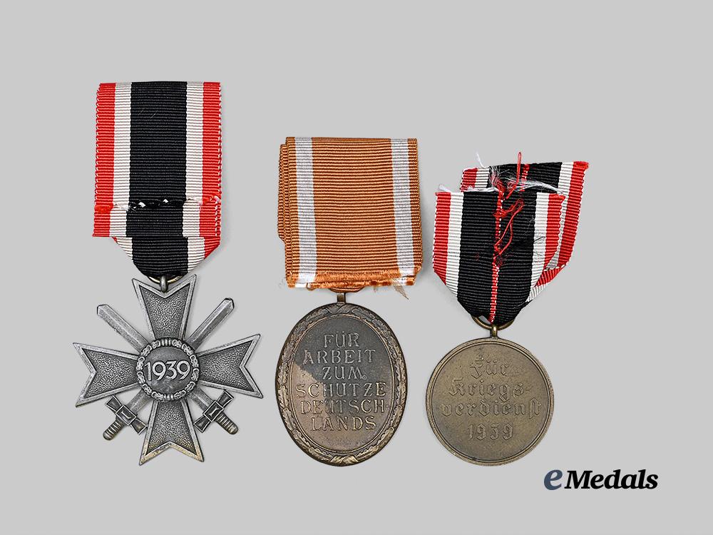 germany,_third_reich._a_mixed_lot_of_awards_with_issue_packages_e_medals__g63378_6