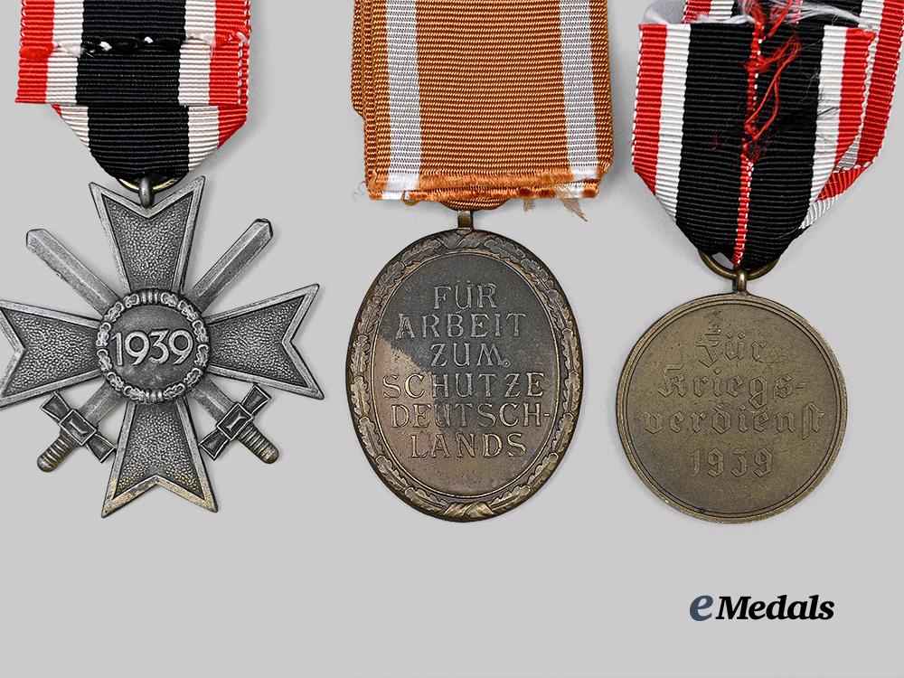 germany,_third_reich._a_mixed_lot_of_awards_with_issue_packages_e_medals__g63378_7