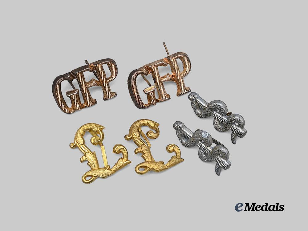 germany,_wehrmacht._a_lot_of_shoulder_board_cyphers_e_medals__g63380_2