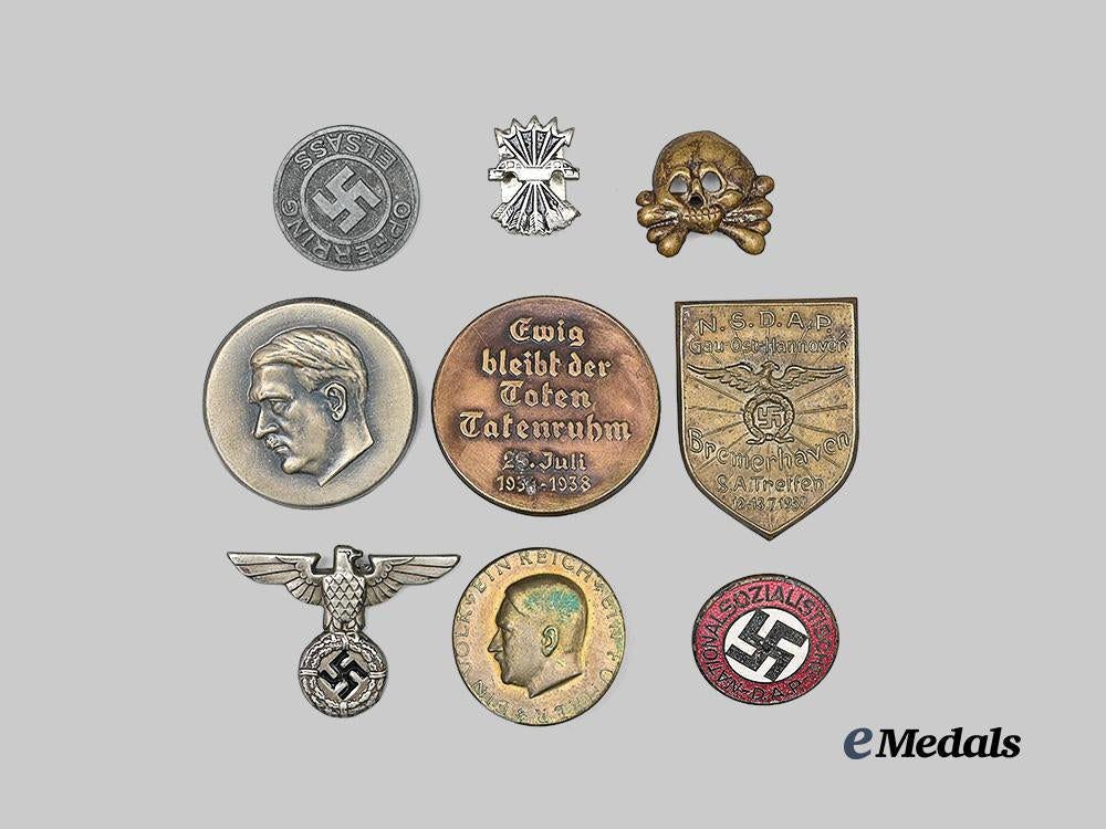 germany,_third_reich._a_mixed_lot_of_badges_e_medals__g63381_2