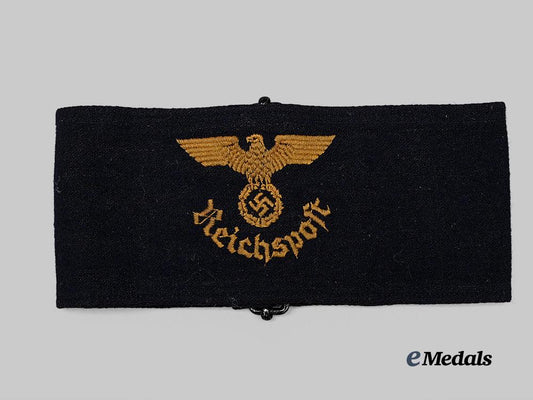 germany,_third_reich._a_reichspost_employee’s_armband_e_medals__g63386_2