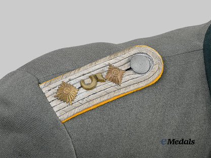 germany,_heer._a_service_tunic_for_a_decorated_hauptmann_of_kavallerie-_regiment5_e_medals__g63402_10
