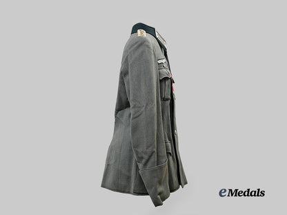 germany,_heer._a_service_tunic_for_a_decorated_hauptmann_of_kavallerie-_regiment5_e_medals__g63402_6